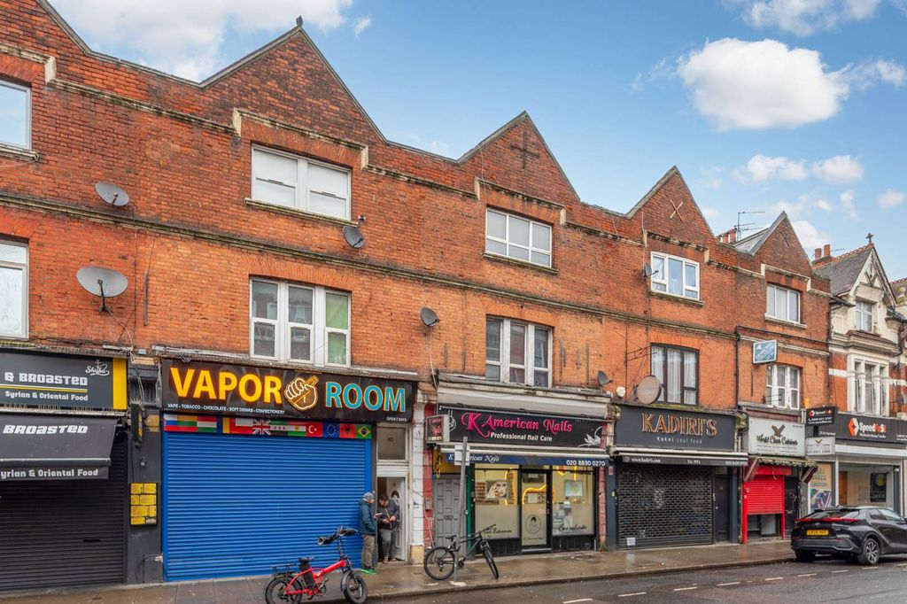 Property photo 2 of 3