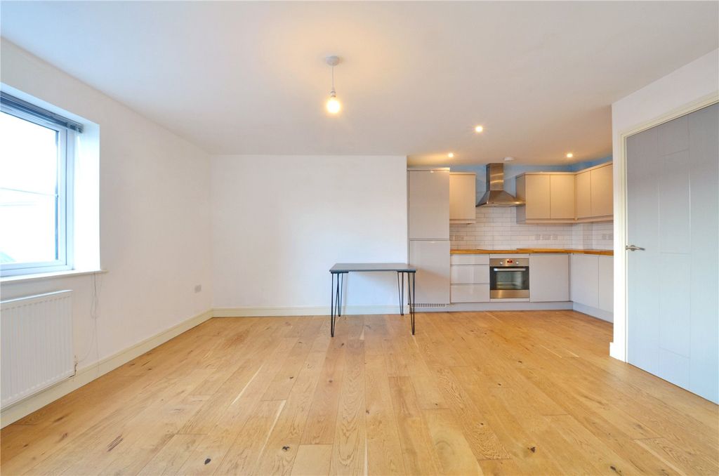 Property photo 2 of 11 Picture No. 05