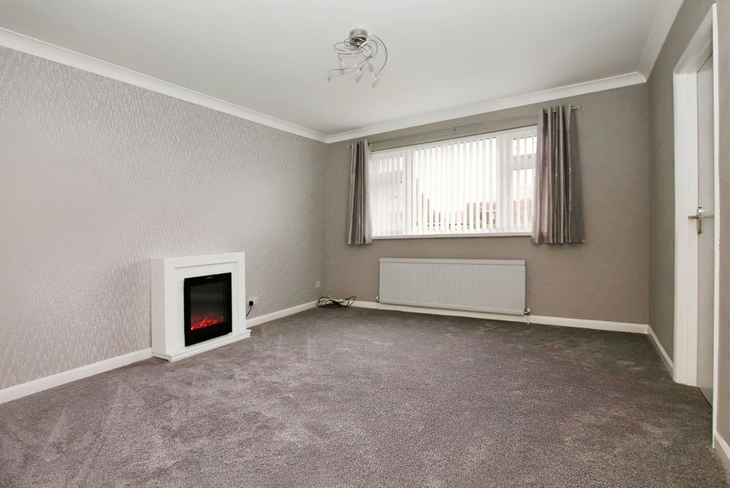 Property photo 3 of 10 4322386
