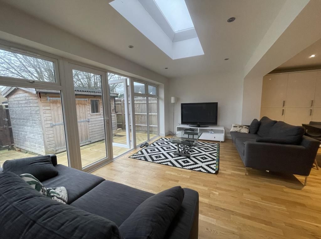 Property photo 2 of 4 Reception