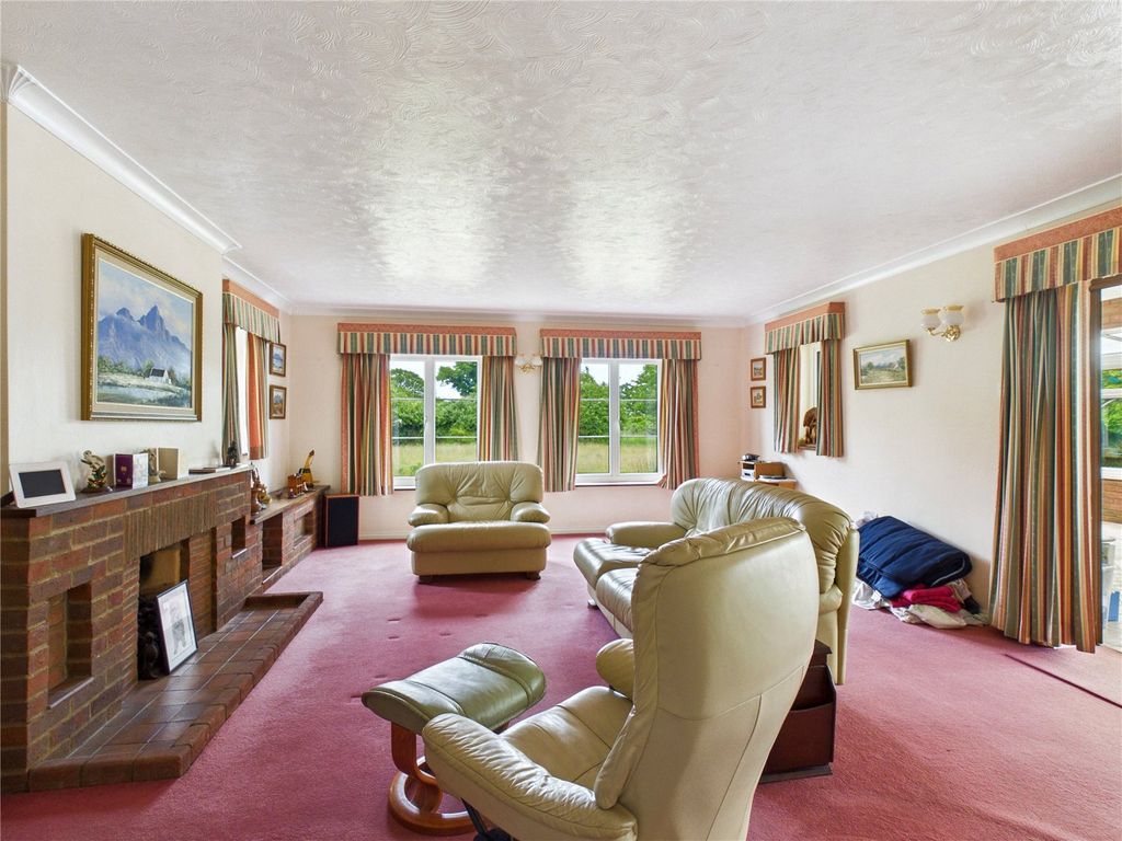 Property photo 3 of 21 Picture No. 08