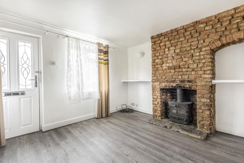 Property photo 3 of 10 Lounge