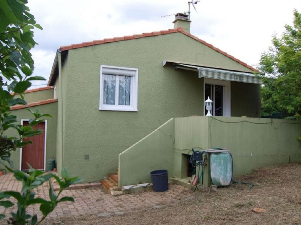 Property photo 1 of 9