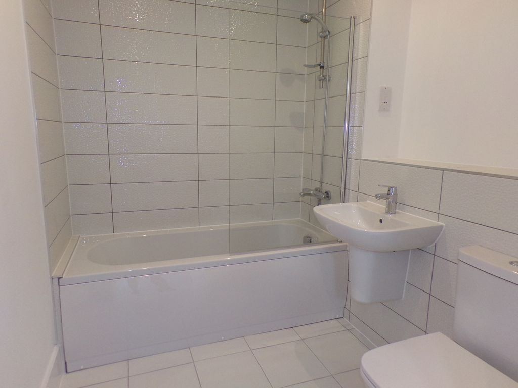 Property photo 3 of 4