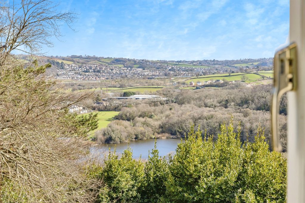 Additional image 19 of 4 bed detached house for saleSouth Road, Newton Abbot TQ12