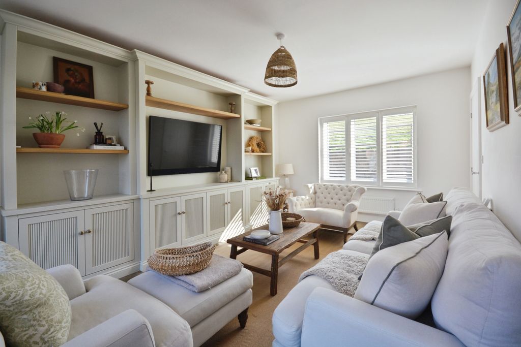 Property photo 2 of 29 Photo #2