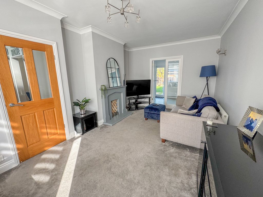 Property photo 3 of 29