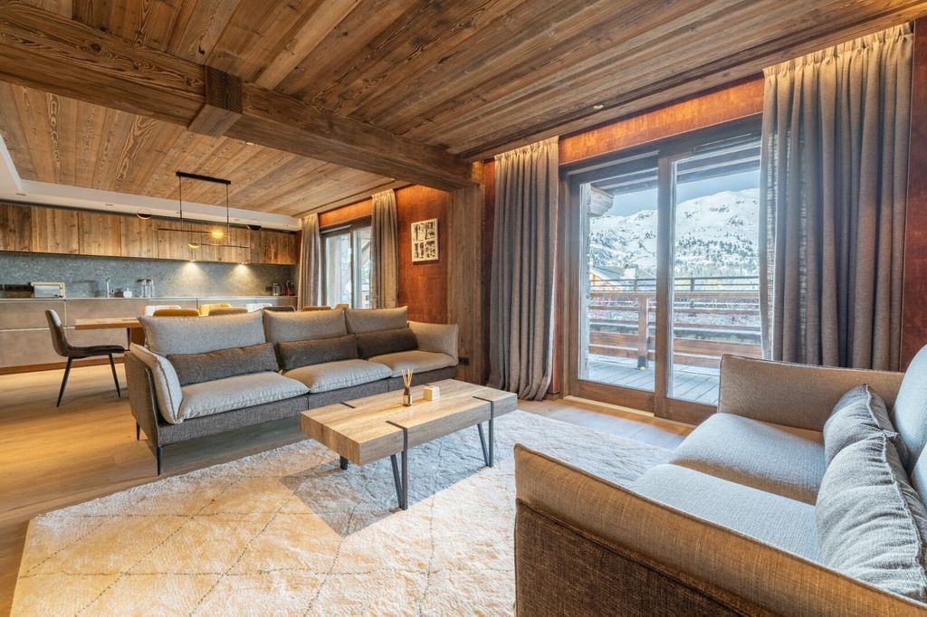 Property photo 2 of 7 The Chalet For Sale