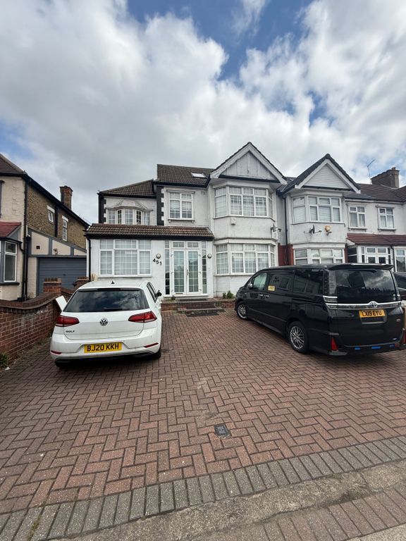 Property photo 1 of 15 External
