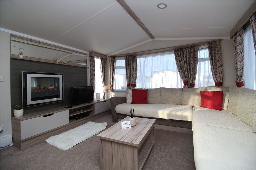 Property photo 3 of 10 Picture No. 03