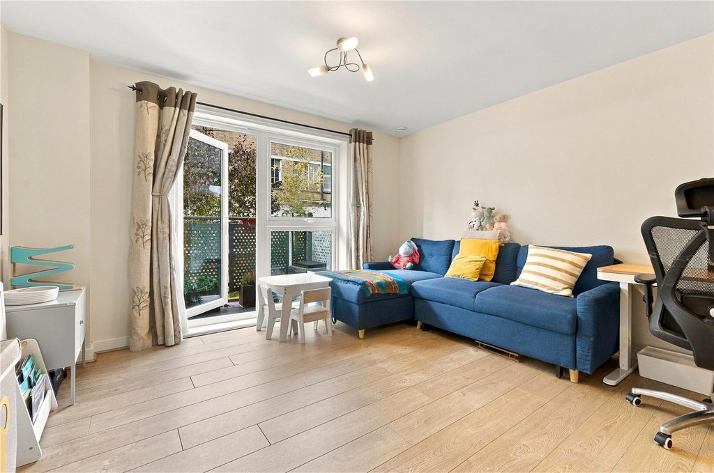 Property photo 2 of 10 Picture No. 08