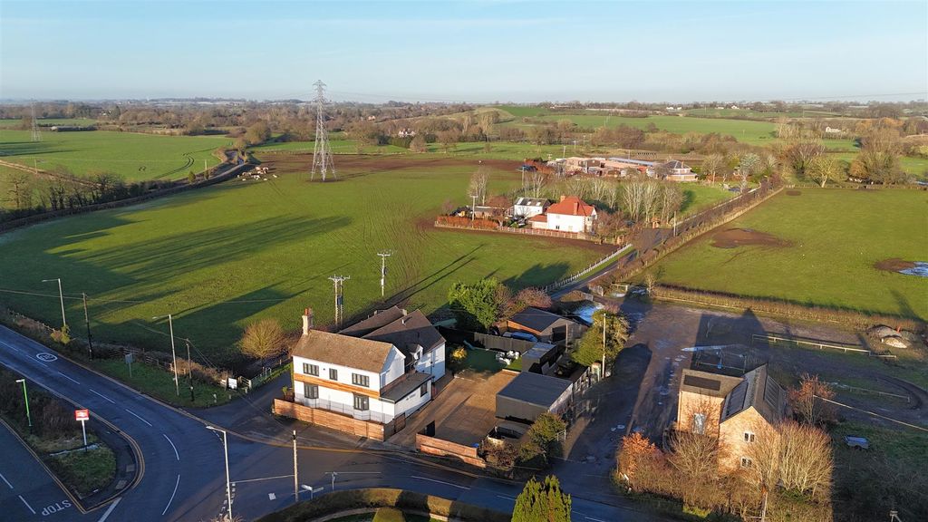 Property photo 2 of 39 Drone 5.Jpg