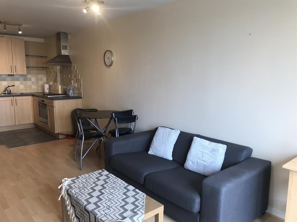 Property photo 2 of 8