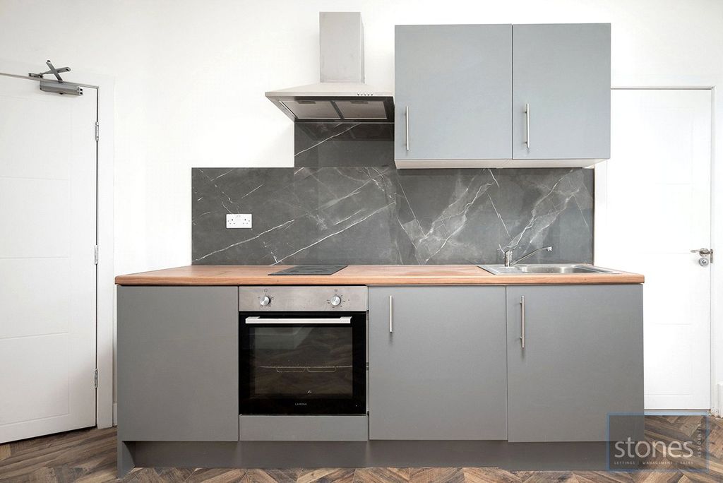 Property photo 3 of 7 Picture No. 05