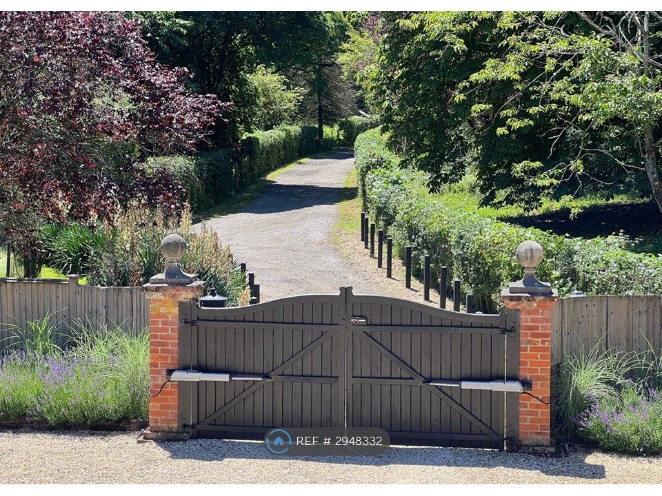 Property photo 3 of 24 Private Lane And Automated Gate