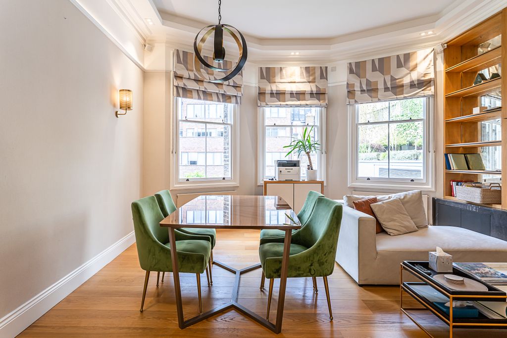 Property photo 3 of 17 Dining