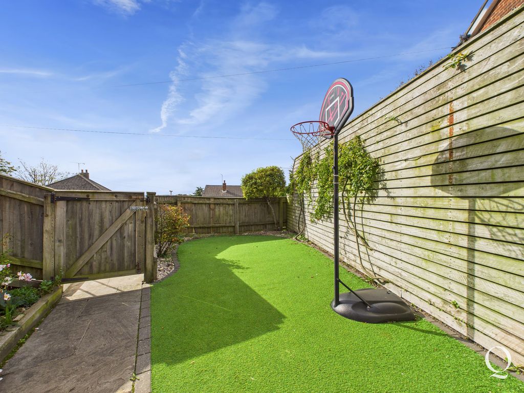 Property photo 3 of 20