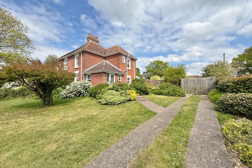 Property photo 1 of 21 Front 1