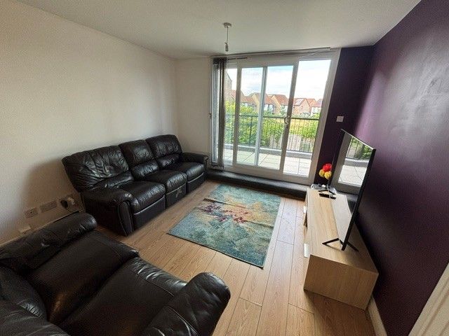 Property photo 2 of 9