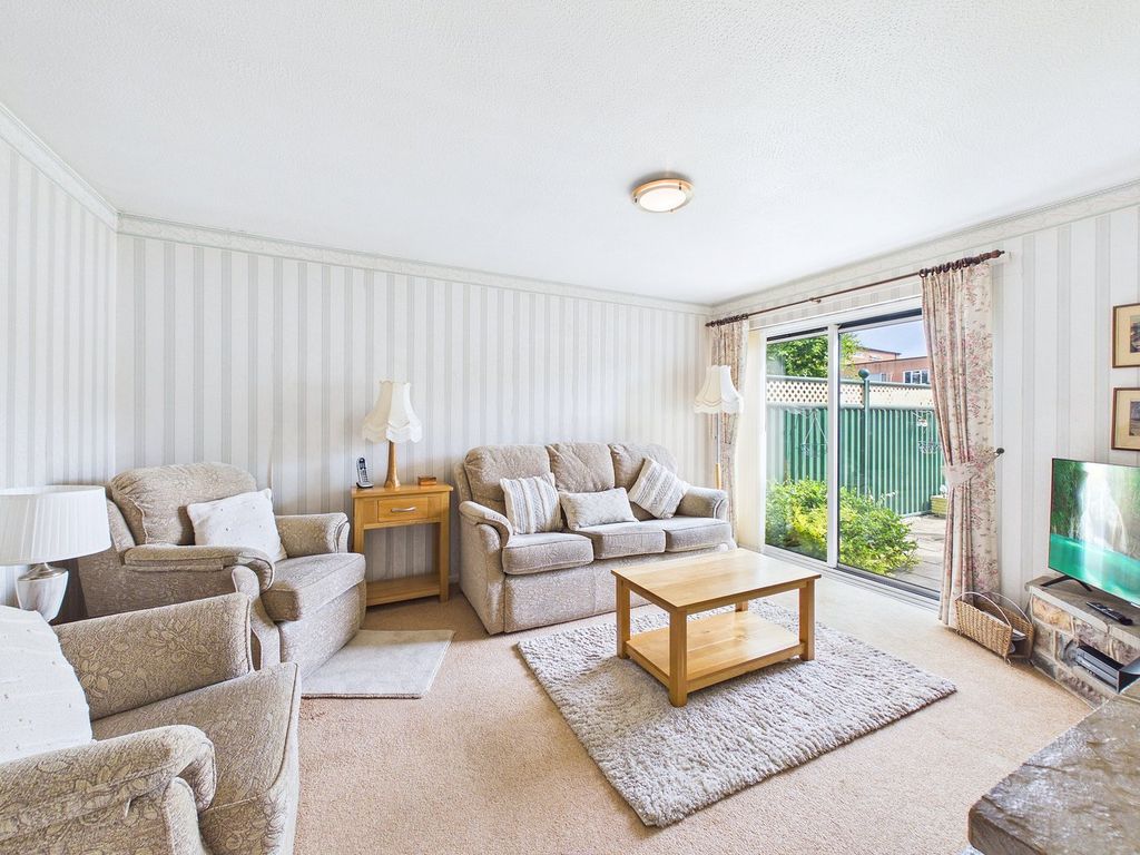 Property photo 3 of 18