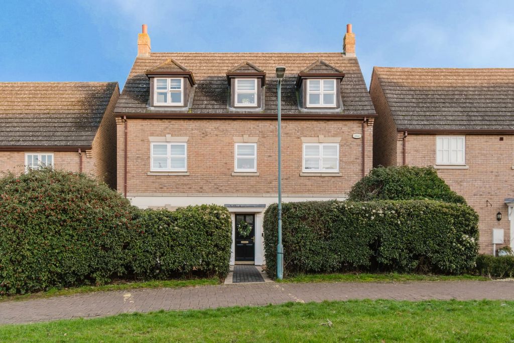 Property photo 1 of 13