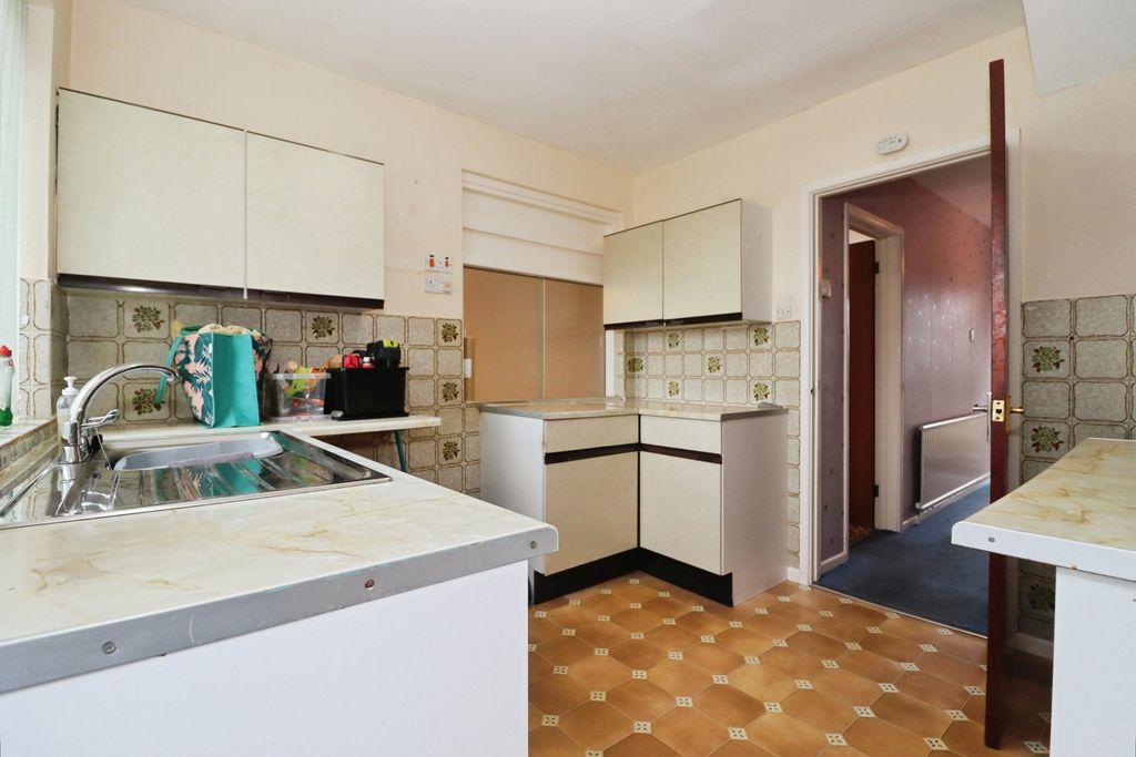 Property photo 3 of 13 Pbox-Img.Jpg