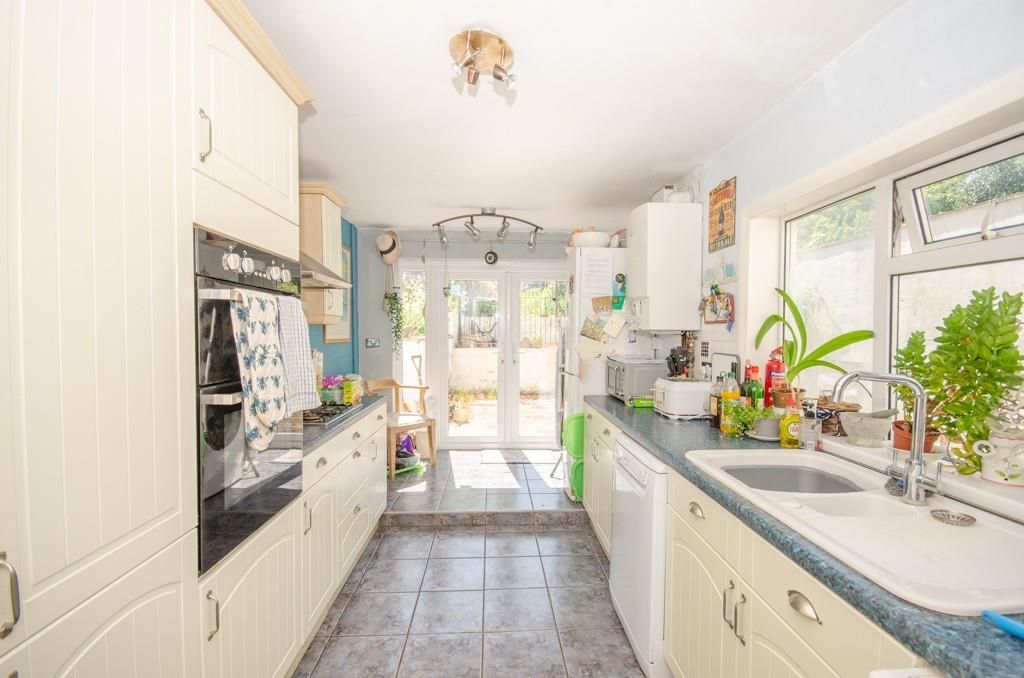 Property photo 3 of 13 Kitchen.Jpg