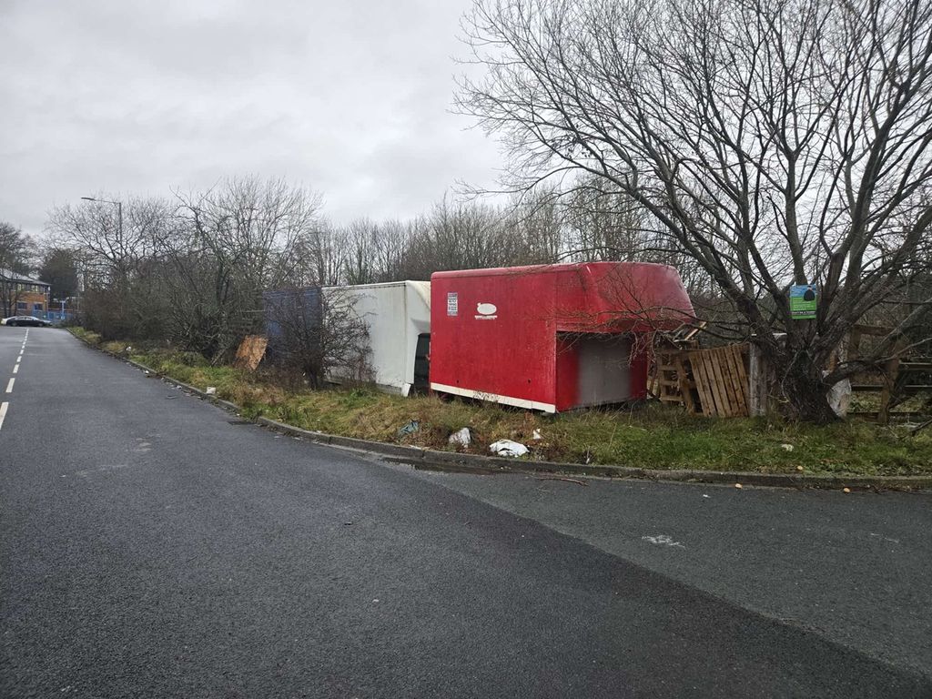 Property photo 2 of 3