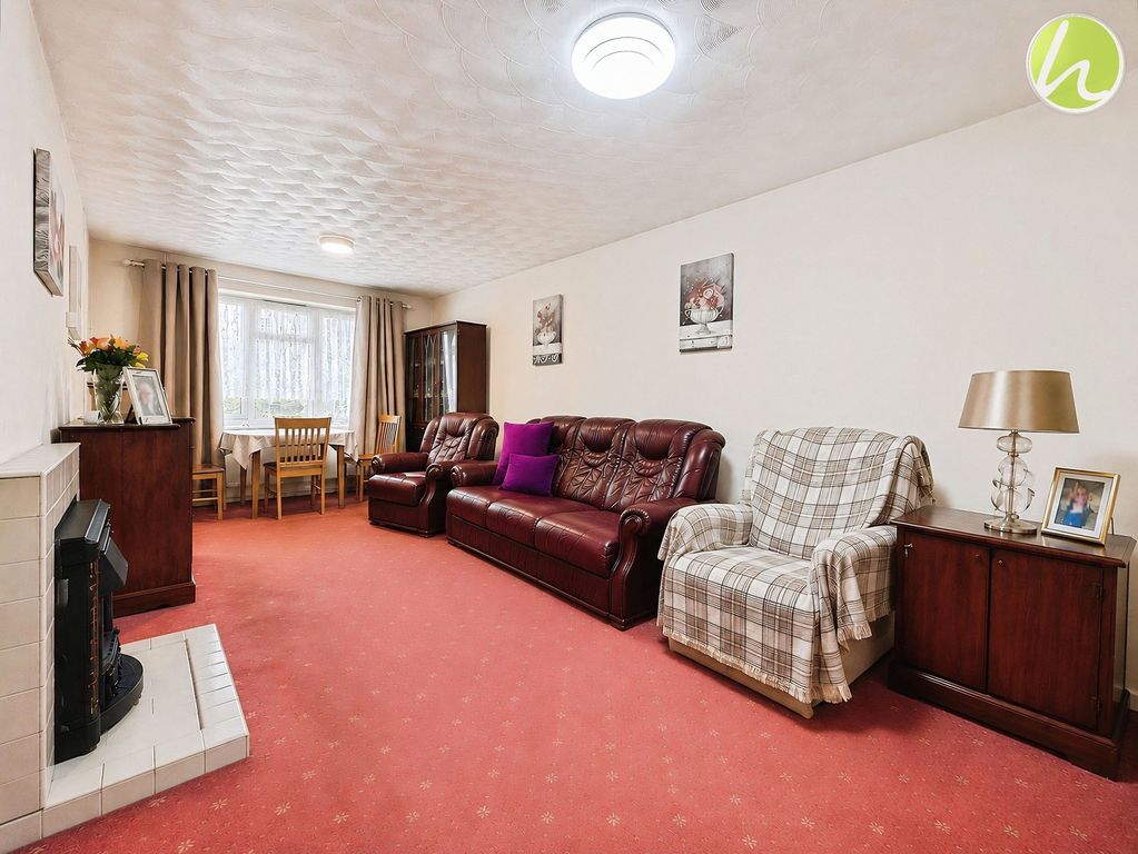 Property photo 2 of 13
