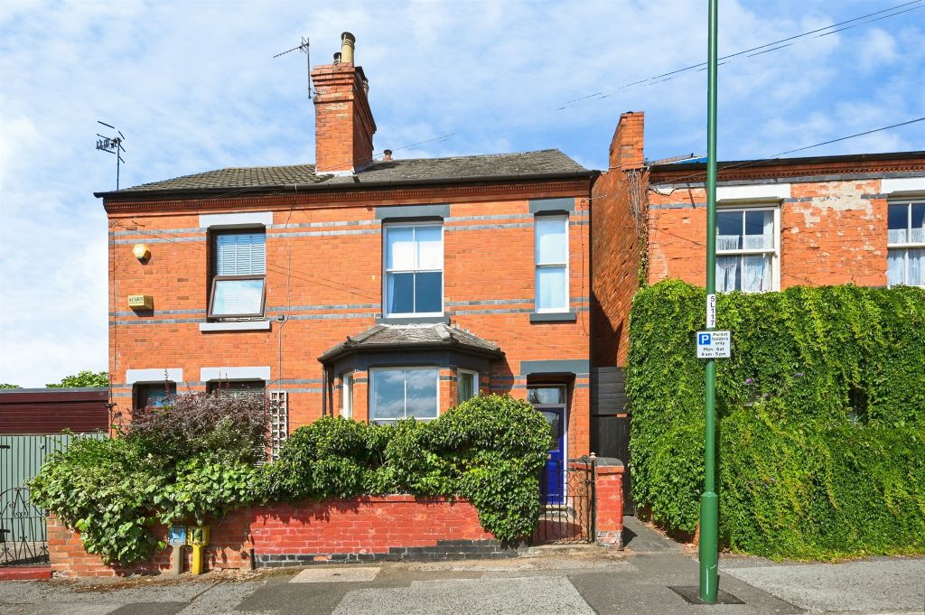 Property photo 1 of 27