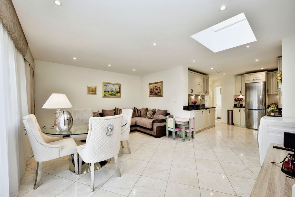 Property photo 3 of 20 Open Plan Lounge &amp; Dining View