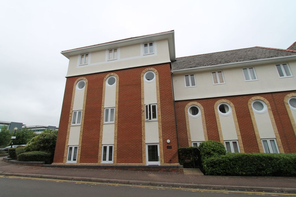 Property photo 1 of 6