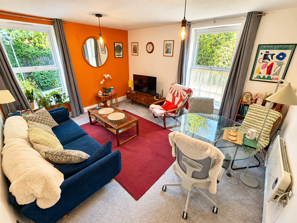 Property photo 1 of 9 7E16445B-68Ad-426F-Ac55-c33c5277Cf88