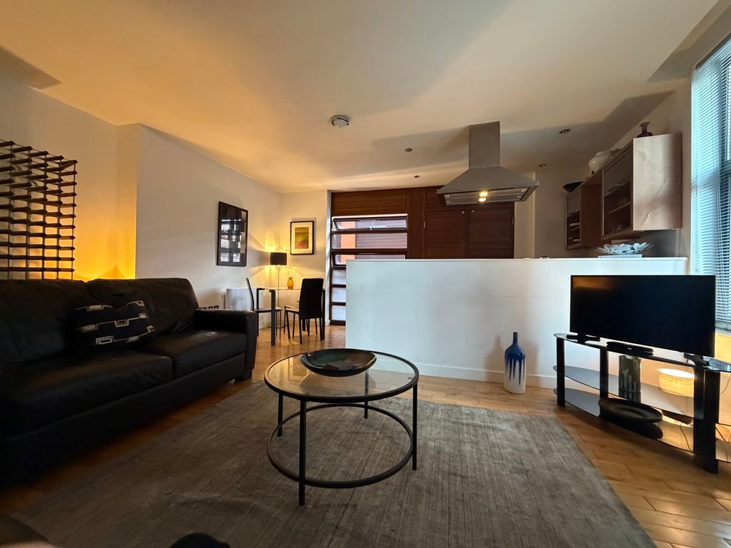 Property photo 3 of 7 Lounge & Dining To Kitchen