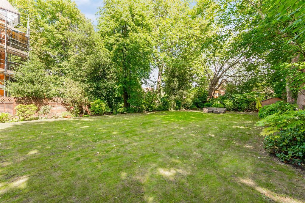 Property photo 3 of 16 Photo 14