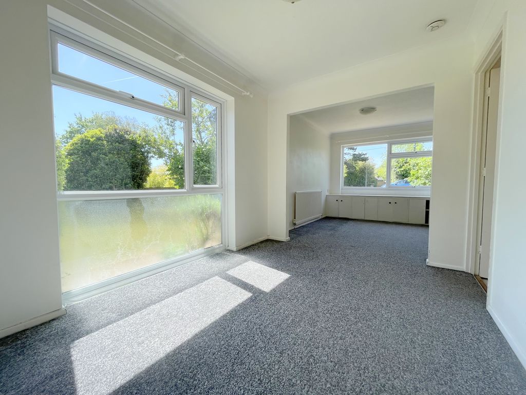 Property photo 3 of 23 Deal Way