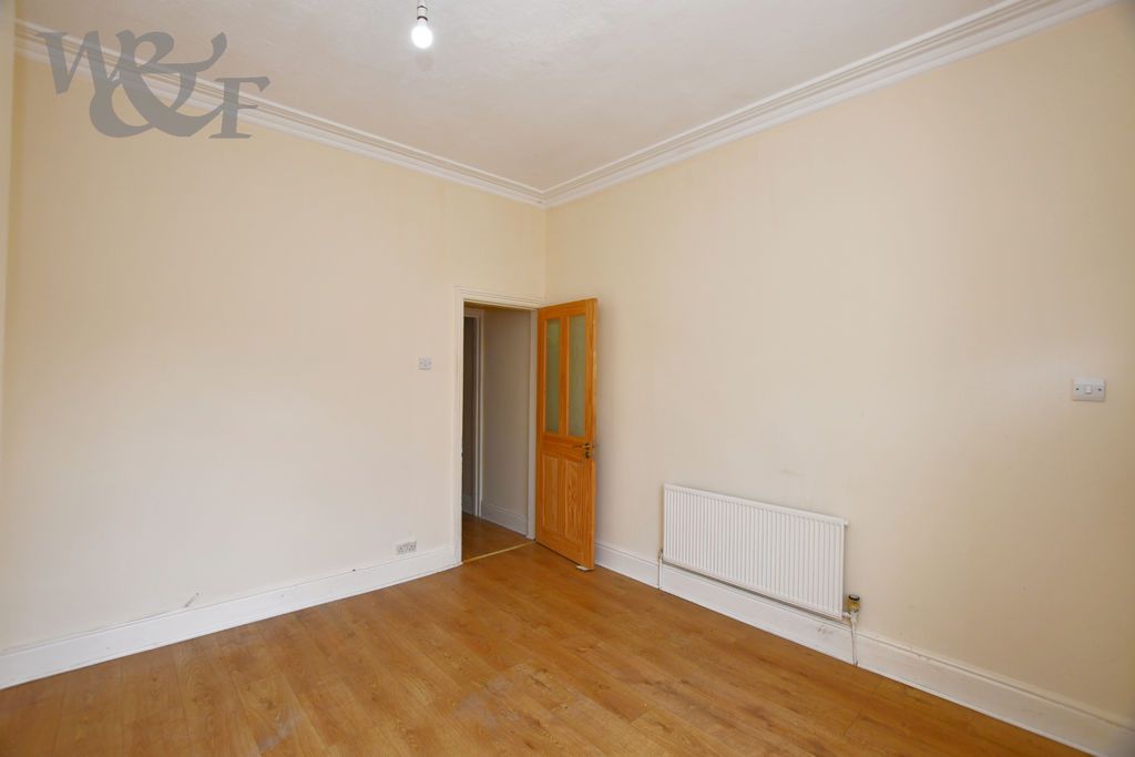 Property photo 3 of 15 Photo 7