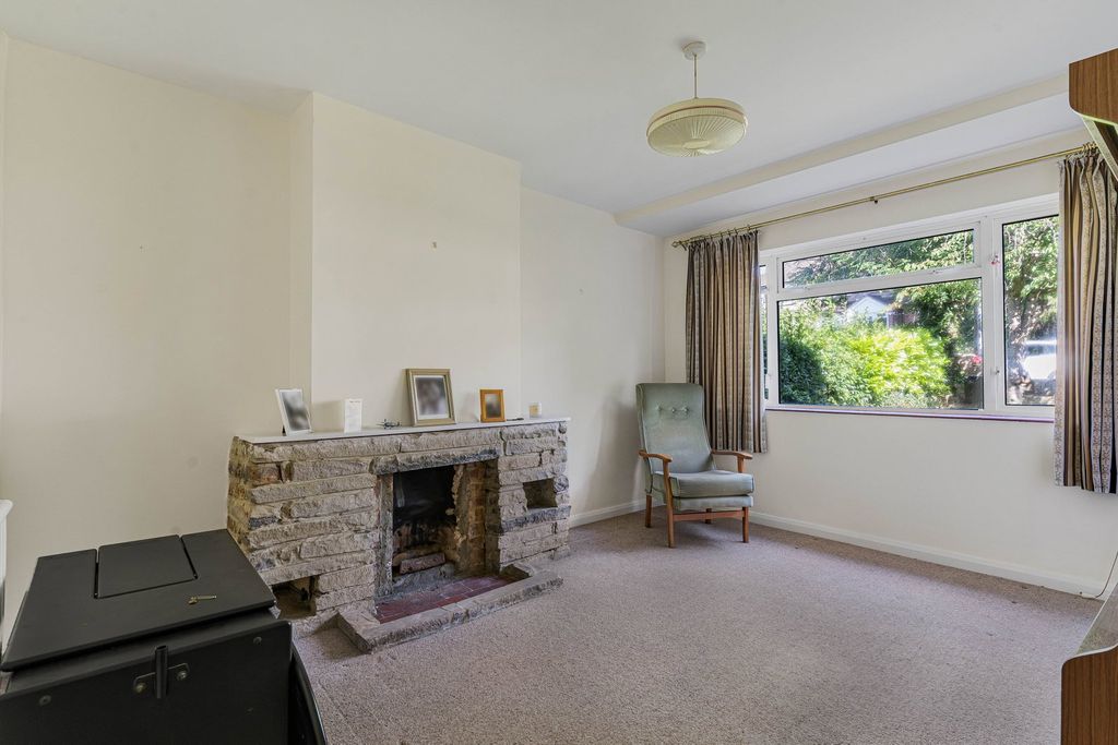 Property photo 2 of 16