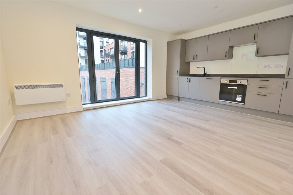 Property photo 2 of 8 Picture No. 05