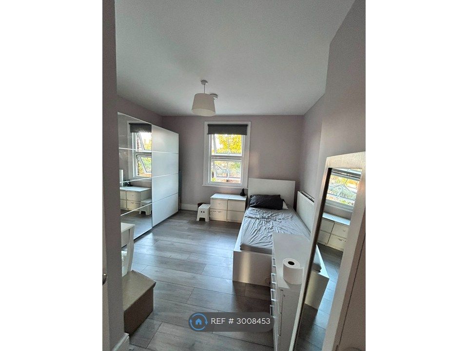 Property photo 2 of 4