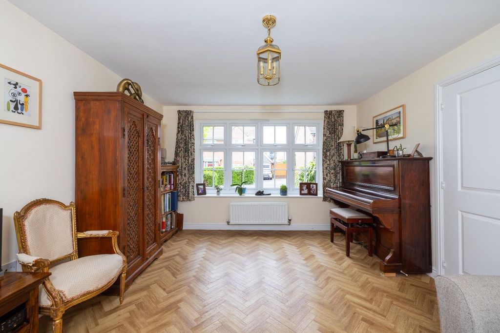 Property photo 3 of 41 Char0164.Jpg