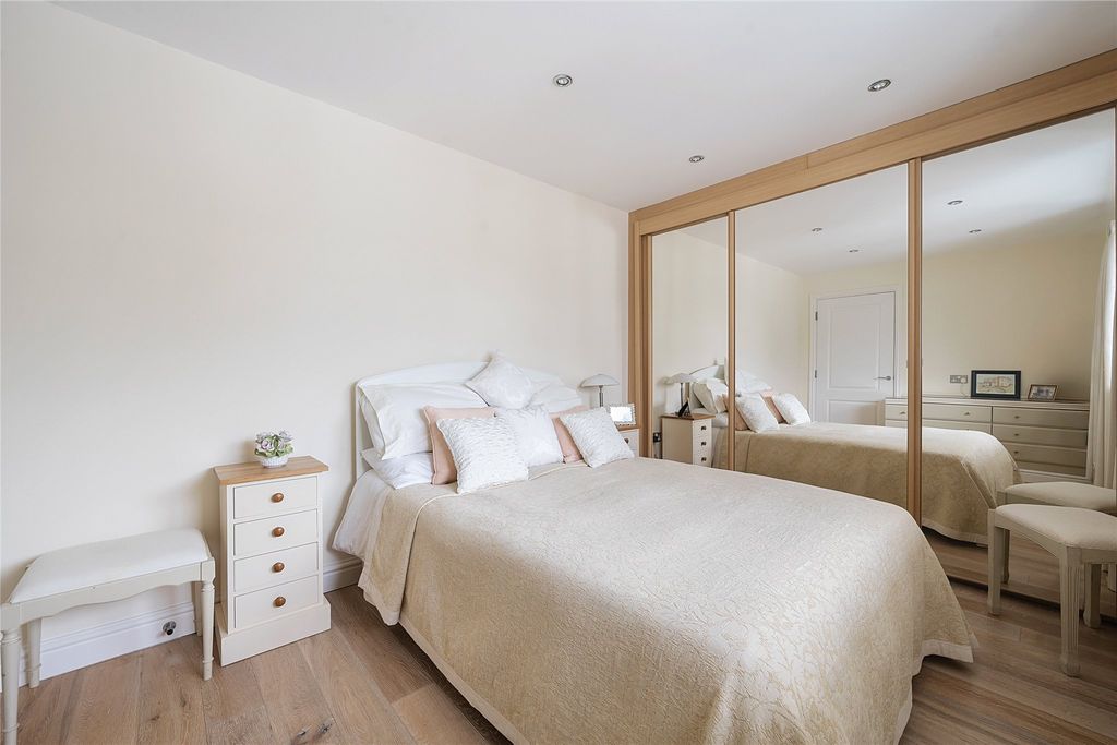 Additional image 12 of 2 bed flat for saleSea Road, Carlyon Bay, St. Austell, Cornwall PL25