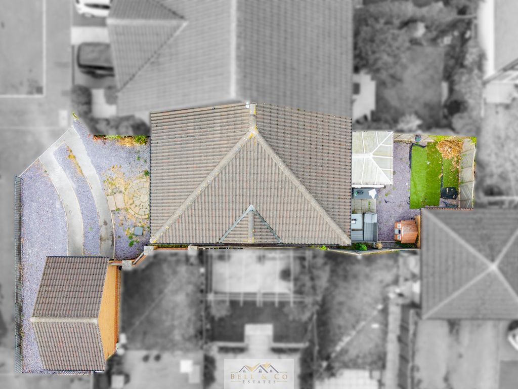 Property photo 2 of 33