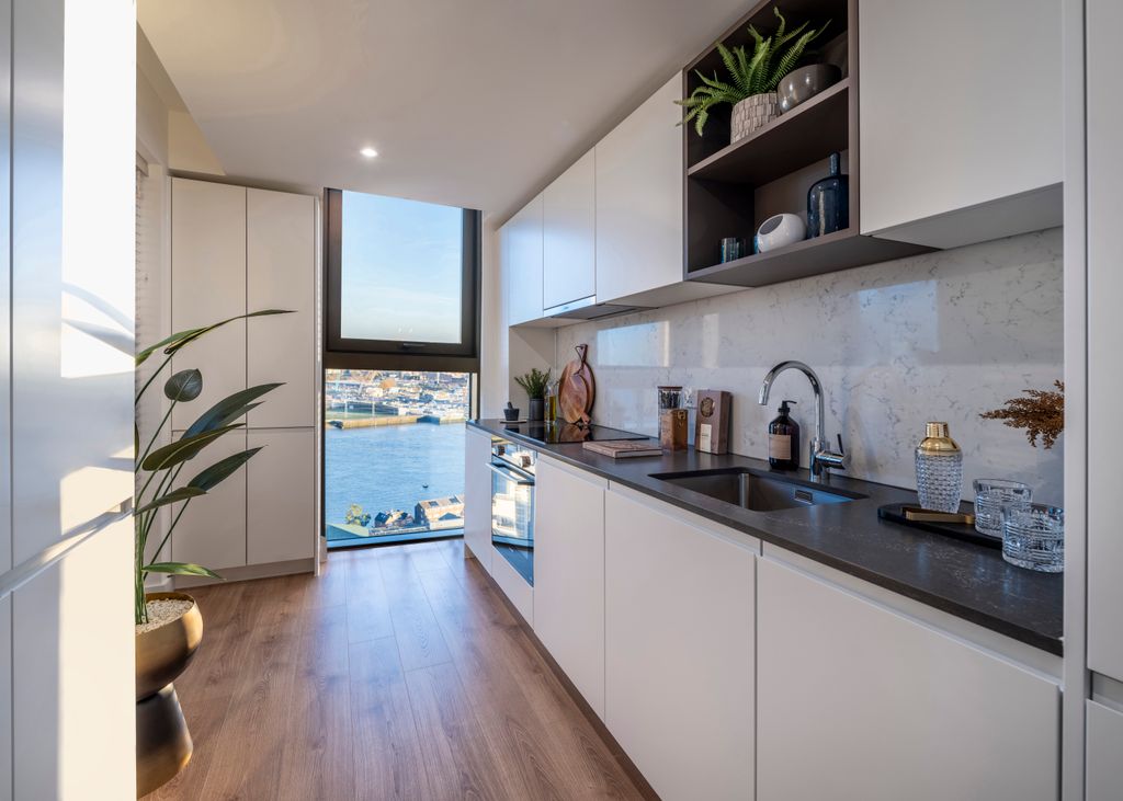 Property photo 3 of 15 6889_048.Jpg