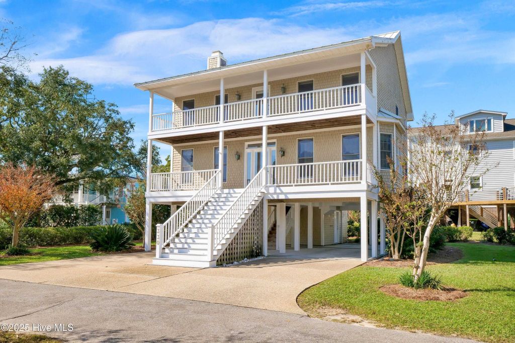 Property photo 1 of 31