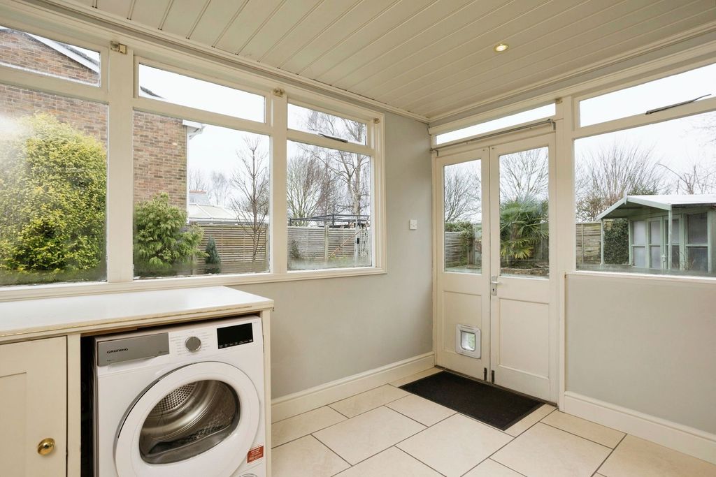 Additional image 9 of 3 bed detached house for saleSt Leonards Road, Horsham, West Sussex. RH13