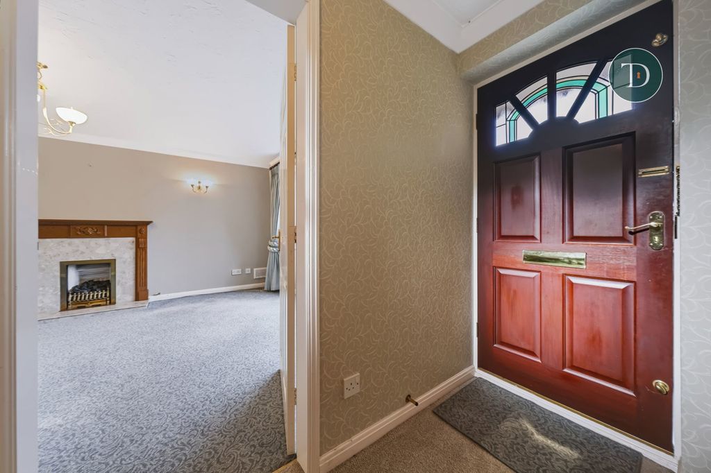 Property photo 3 of 41