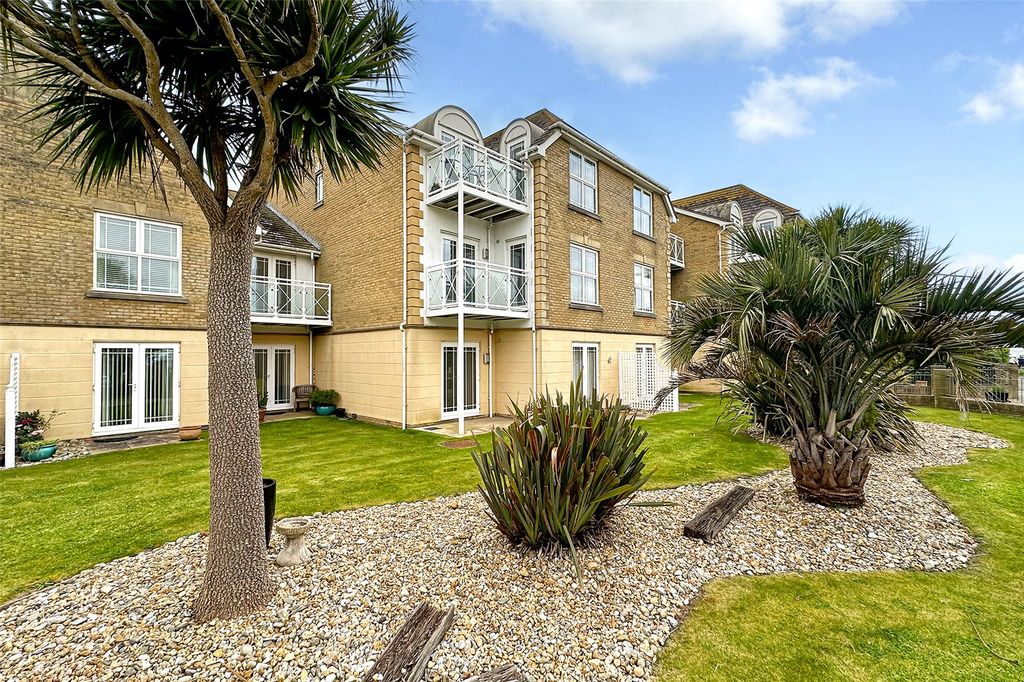 Property photo 1 of 14 Picture No. 17