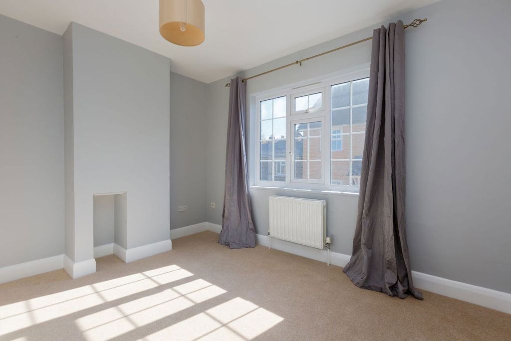 Additional image 5 of 3 bed semi-detached house to rentBethel Road, Sevenoaks TN13
