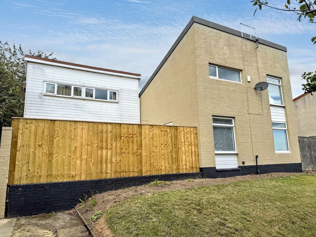 Property photo 1 of 21
